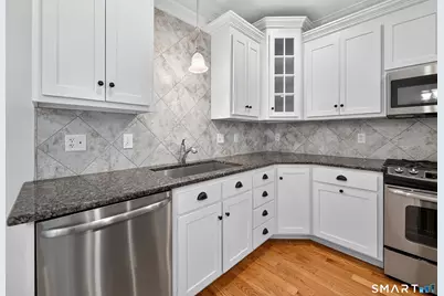 84 Harvest Court #84, Newington, CT 06111 - Photo 6