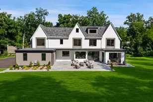 1 Twin Oaks Ln, Westport, CT 06880 - Photo 2