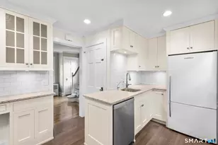 16 Lindsey Ave, Stamford, CT 06905 - Photo 6