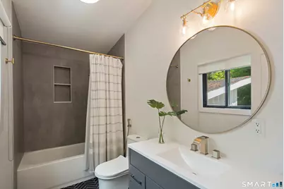 1 Crawford Terrace, Greenwich, CT 06878 - Photo 20