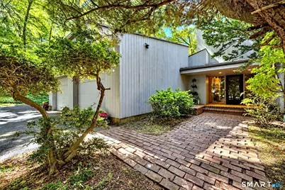 28 Nettleton Drive, Woodbridge, CT 06525 - Photo 2