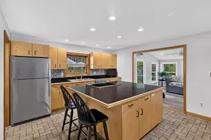 6 Nutmeg Cir, Old Saybrook, CT 06475 - Photo 4