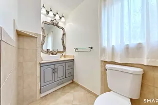 24 Highview Ave, Milford, CT 06460 - Photo 12
