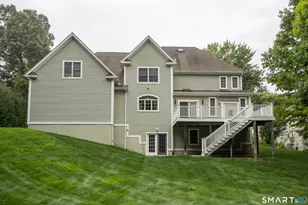16 Hendrickson Ln, Farmington, CT 06085 - Photo 2