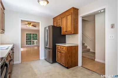 212 Oldefield Farms Road #212, Enfield, CT 06082 - Photo 18
