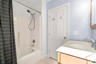 213 Knapps Hwy, Fairfield, CT 06825 - Photo 18