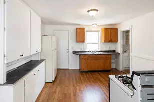 136 Chapman St, Windham, CT 06226 - Photo 1