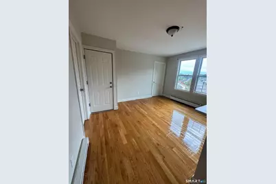 161 Edgewood Avenue, Waterbury, CT 06706 - Photo 8