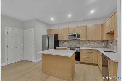 1347 New Haven Road #2, Naugatuck, CT 06770 - Photo 2