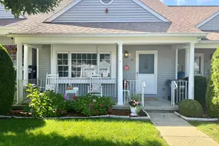 28 Highland Dr, Monroe, CT 06468 - Photo 2