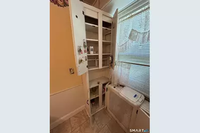 335 North Bishop Avenue #12, Bridgeport, CT 06610 - Photo 10