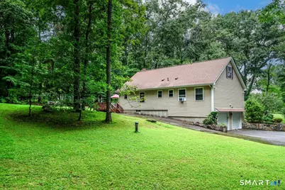 21 April Drive, New Milford, CT 06776 - Photo 2