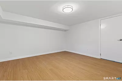 99 Woodbury Avenue, Stamford, CT 06907 - Photo 32