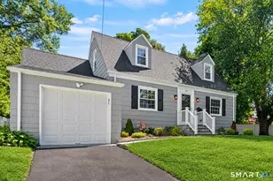 99 Woodbury Ave, Stamford, CT 06907 - Photo 2