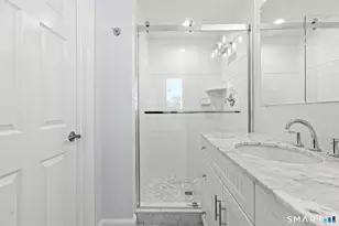 99 Woodbury Ave, Stamford, CT 06907 - Photo 24