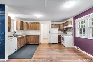 8 Crescent Beach Dr, Enfield, CT 06082 - Photo 6