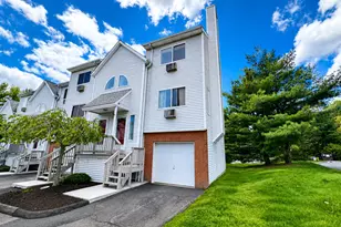 925 Oronoke Rd, Waterbury, CT 06708 - Photo 1