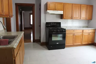 45 Grandview Terrace #1st floor, Hartford, CT 06114 - Photo 22