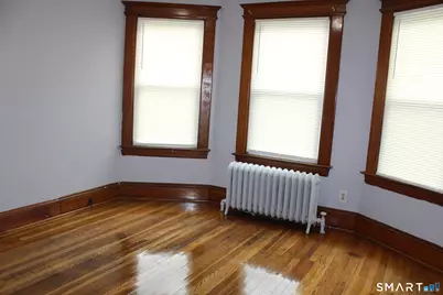 45 Grandview Terrace #1st floor, Hartford, CT 06114 - Photo 12