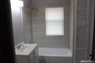 45 Grandview Terrace, Hartford, CT 06114 - Photo 24