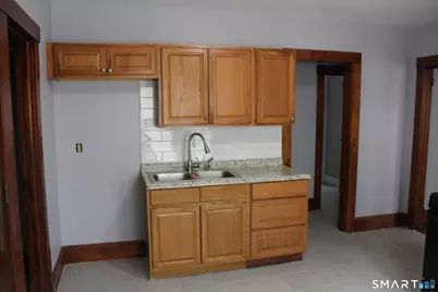 45 Grandview Terrace #1st floor, Hartford, CT 06114 - Photo 28