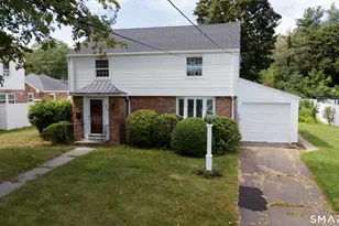 249 Ridge Rd, Wethersfield, CT 06109 - Photo 4
