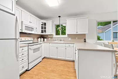 970 Heritage Village #A, Southbury, CT 06488 - Photo 8