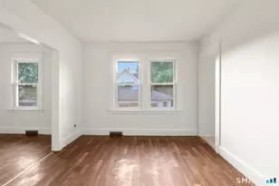 97 Wall St, Waterbury, CT 06705 - Photo 12