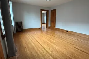 82 Scofield Ave, Bridgeport, CT 06605 - Photo 2