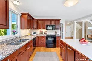18 Elizabeth Ct, Stonington, CT 06355 - Photo 10