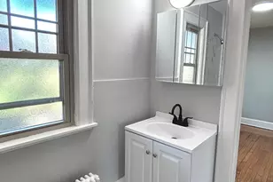 28 Savoy St, Hamden, CT 06514 - Photo 12