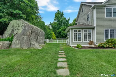 9 Bassett Lane, Madison, CT 06443 - Photo 4