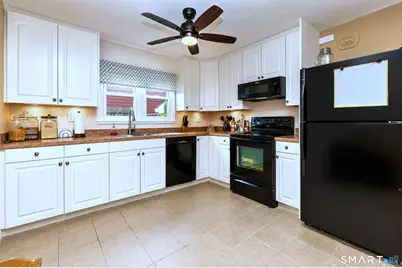 230 Highland Avenue, West Haven, CT 06516 - Photo 20