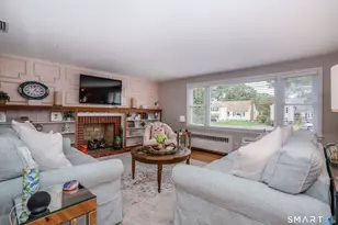 55 Sequin St, Newington, CT 06111 - Photo 4