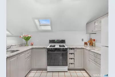 146 Everit Street #E, New Haven, CT 06511 - Photo 8