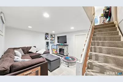 210 Sylvan Knoll Road, Stamford, CT 06902 - Photo 26