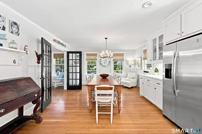 36 Newport Avenue, West Hartford, CT 06107 - Photo 12