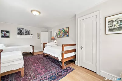 36 Newport Avenue, West Hartford, CT 06107 - Photo 28