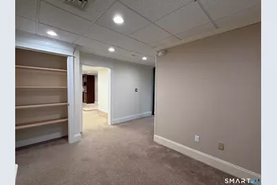 412 W Avon Road, Avon, CT 06001 - Photo 6