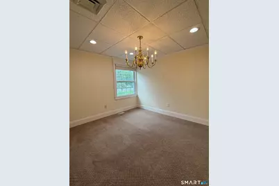 412 W Avon Road, Avon, CT 06001 - Photo 10