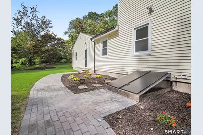 275 West Main Street, Chester, CT 06412 - Photo 26