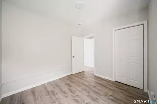 1040 Connecticut Ave, Bridgeport, CT 06607 - Photo 12