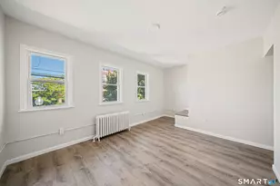 1040 Connecticut Ave, Bridgeport, CT 06607 - Photo 16