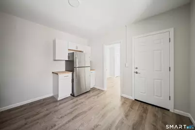 1040 Connecticut Avenue, Bridgeport, CT 06607 - Photo 6