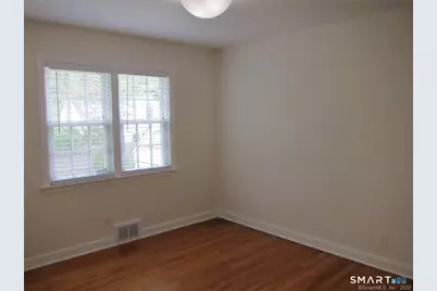 8 Rochambeau Avenue, Ridgefield, CT 06877 - Photo 14