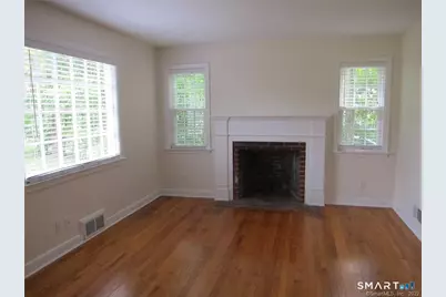 8 Rochambeau Avenue, Ridgefield, CT 06877 - Photo 8