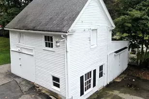 28 Pleasant St, Windham, CT 06226 - Photo 10