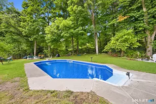 850 Litchfield Turnpike, Bethany, CT 06524 - Photo 32