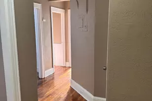 40 Sanford Pl, Bridgeport, CT 06604 - Photo 6