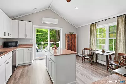 60 Russell Avenue, Suffield, CT 06078 - Photo 14